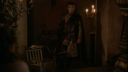 extant_GameOfThrones_2x04-GardenOfBones_1040