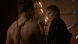 extant_GameOfThrones_2x04-GardenOfBones_1062