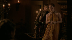 extant_GameOfThrones_2x04-GardenOfBones_1075
