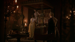 extant_GameOfThrones_2x04-GardenOfBones_1098