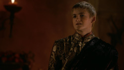 extant_GameOfThrones_2x04-GardenOfBones_1114