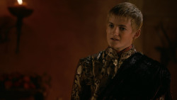 extant_GameOfThrones_2x04-GardenOfBones_1152