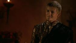 extant_GameOfThrones_2x04-GardenOfBones_1156