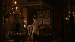 extant_GameOfThrones_2x04-GardenOfBones_1168