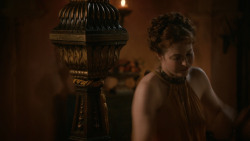 extant_GameOfThrones_2x04-GardenOfBones_1206