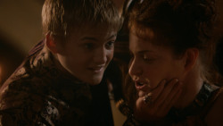 extant_GameOfThrones_2x04-GardenOfBones_1224