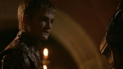 extant_GameOfThrones_2x04-GardenOfBones_1238