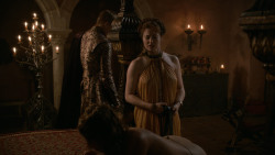 extant_GameOfThrones_2x04-GardenOfBones_1239