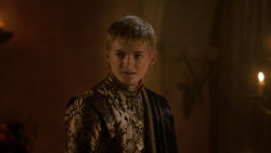 extant_GameOfThrones_2x04-GardenOfBones_1253