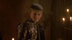 extant_GameOfThrones_2x04-GardenOfBones_1254