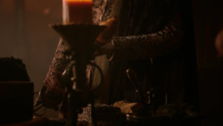 extant_GameOfThrones_2x04-GardenOfBones_1270