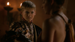 extant_GameOfThrones_2x04-GardenOfBones_1298