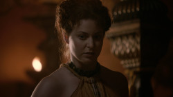 extant_GameOfThrones_2x04-GardenOfBones_1317