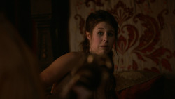 extant_GameOfThrones_2x04-GardenOfBones_1322