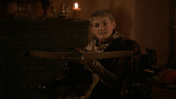extant_GameOfThrones_2x04-GardenOfBones_1352