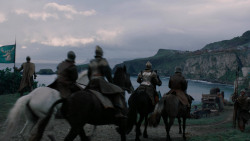 extant_GameOfThrones_2x04-GardenOfBones_1395
