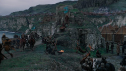 extant_GameOfThrones_2x04-GardenOfBones_1406