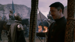 extant_GameOfThrones_2x04-GardenOfBones_1433