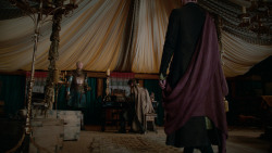 extant_GameOfThrones_2x04-GardenOfBones_1444
