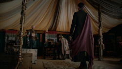 extant_GameOfThrones_2x04-GardenOfBones_1448