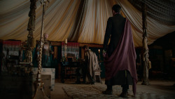 extant_GameOfThrones_2x04-GardenOfBones_1450