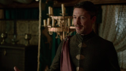 extant_GameOfThrones_2x04-GardenOfBones_1458