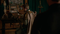 extant_GameOfThrones_2x04-GardenOfBones_1476