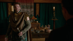 extant_GameOfThrones_2x04-GardenOfBones_1481