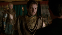 extant_GameOfThrones_2x04-GardenOfBones_1504