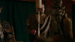 extant_GameOfThrones_2x04-GardenOfBones_1546