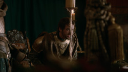 extant_GameOfThrones_2x04-GardenOfBones_1548