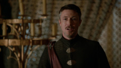 extant_GameOfThrones_2x04-GardenOfBones_1574
