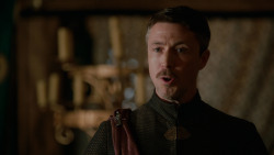 extant_GameOfThrones_2x04-GardenOfBones_1595