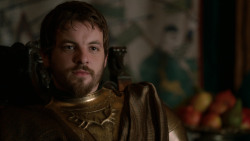extant_GameOfThrones_2x04-GardenOfBones_1611