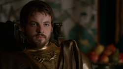 extant_GameOfThrones_2x04-GardenOfBones_1613