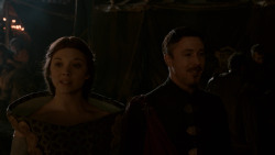 extant_GameOfThrones_2x04-GardenOfBones_1659