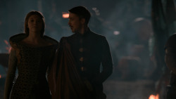 extant_GameOfThrones_2x04-GardenOfBones_1680
