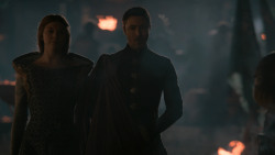 extant_GameOfThrones_2x04-GardenOfBones_1683