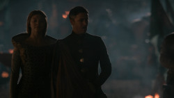 extant_GameOfThrones_2x04-GardenOfBones_1684