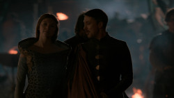 extant_GameOfThrones_2x04-GardenOfBones_1692