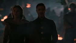 extant_GameOfThrones_2x04-GardenOfBones_1704