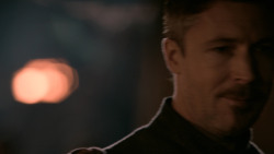 extant_GameOfThrones_2x04-GardenOfBones_1820