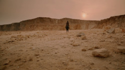 extant_GameOfThrones_2x04-GardenOfBones_1843