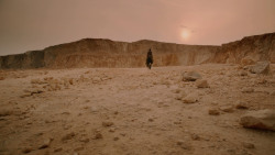 extant_GameOfThrones_2x04-GardenOfBones_1845