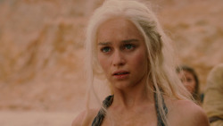extant_GameOfThrones_2x04-GardenOfBones_1885