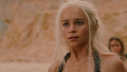 extant_GameOfThrones_2x04-GardenOfBones_1906