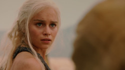 extant_GameOfThrones_2x04-GardenOfBones_1912