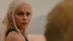 extant_GameOfThrones_2x04-GardenOfBones_1921