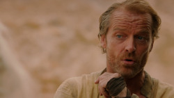 extant_GameOfThrones_2x04-GardenOfBones_1931