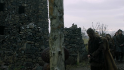 extant_GameOfThrones_2x04-GardenOfBones_1950
